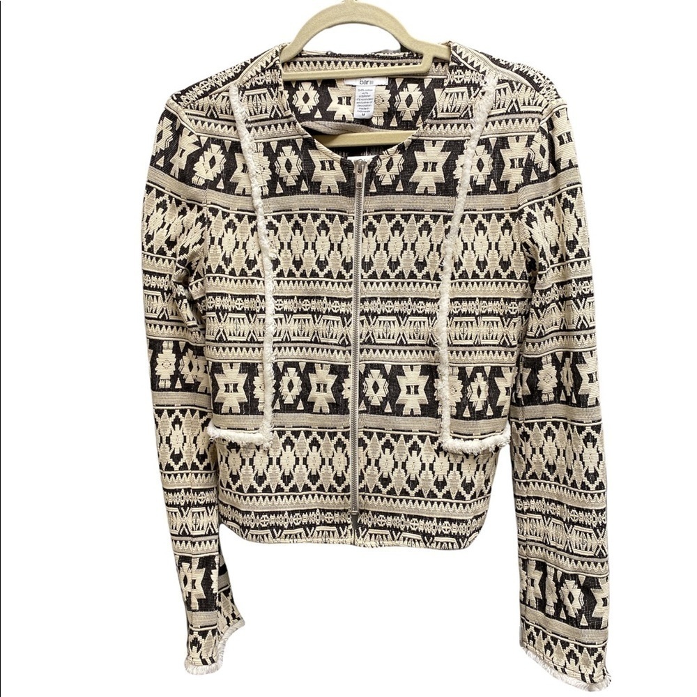Bar III jacket Bora Bora style zip front Aztec print long sleeve Size Medium NWT